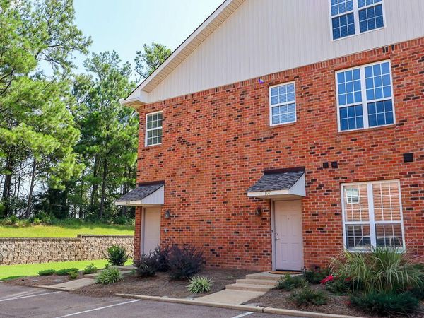 107 Pr 3097, Oxford, MS 38655
