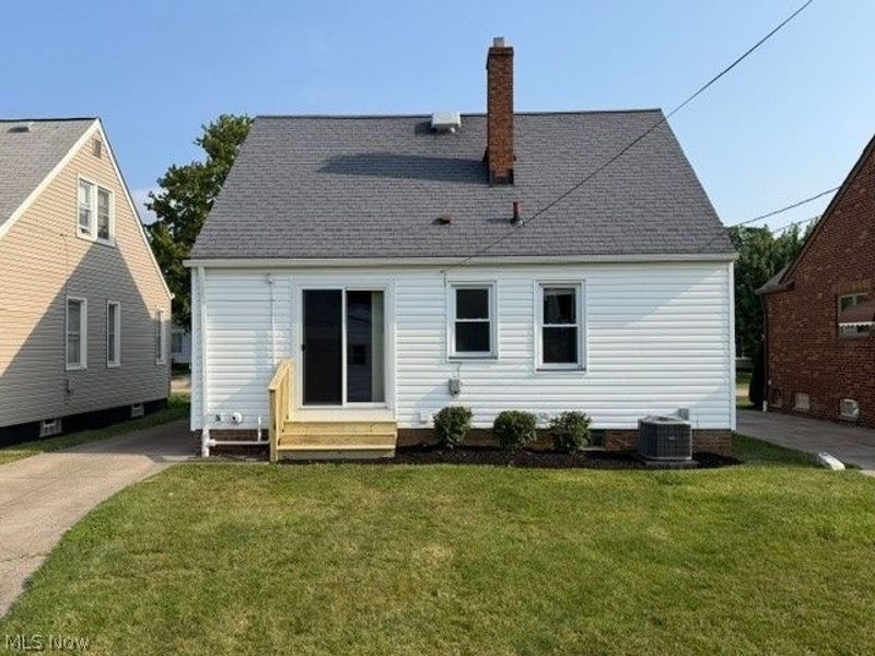 5411 Forest Avenue , Parma, OH 44129 Photo 2