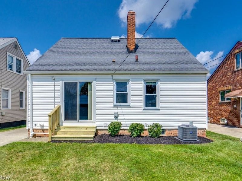 5411 Forest Avenue, Parma, OH 44129 Photo 2
