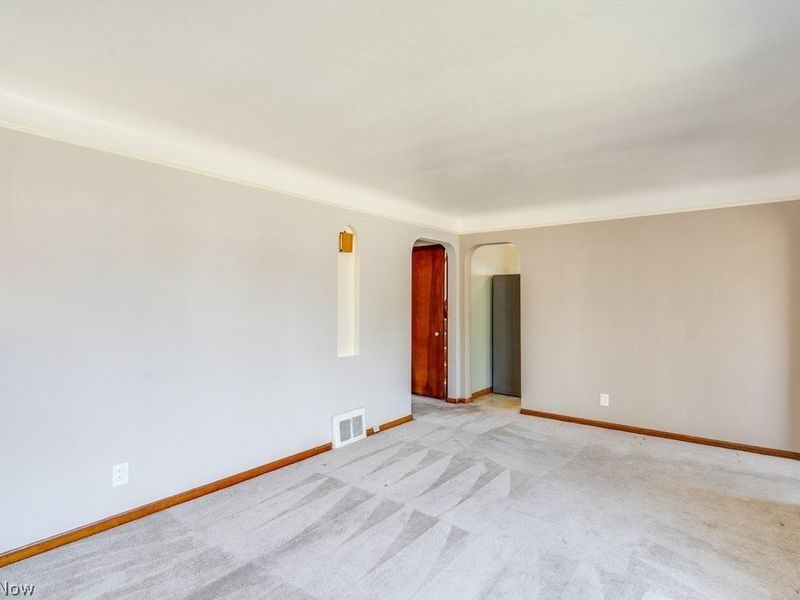 5411 Forest Avenue, Parma, OH 44129 Photo 6