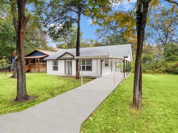 521 Hilltop Drive, Tool, TX 75143