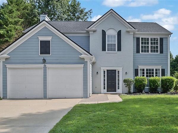 552 Glen Level Circle, Sugar Hill, GA 30518