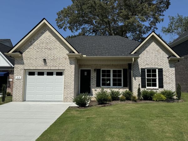 37 Laurel View St , Manchester, TN 37355