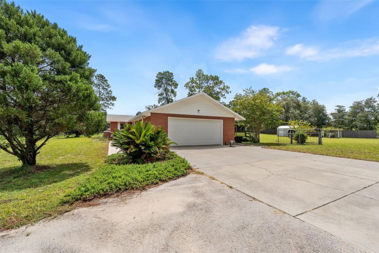 10290 NE 60th Street, Bronson, FL 32621 Photo