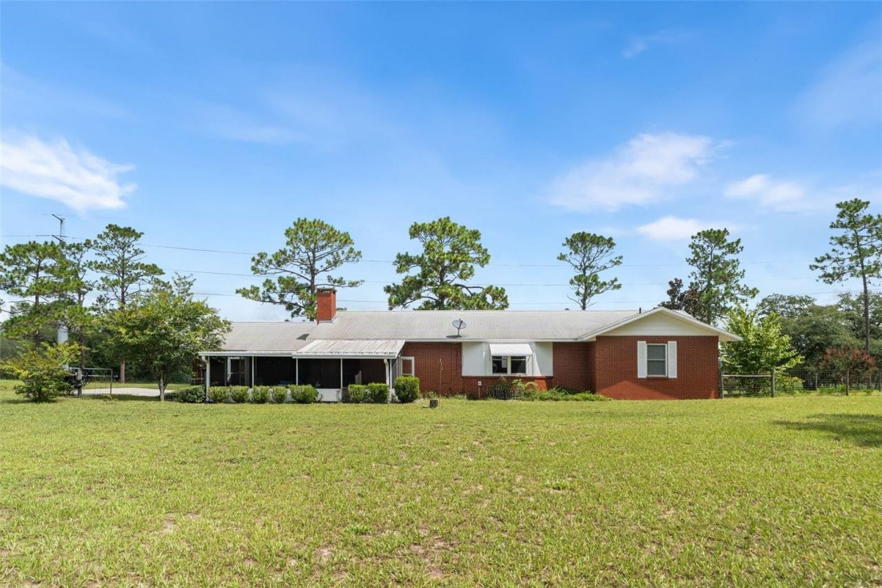 10290 NE 60th Street, Bronson, FL 32621 Photo