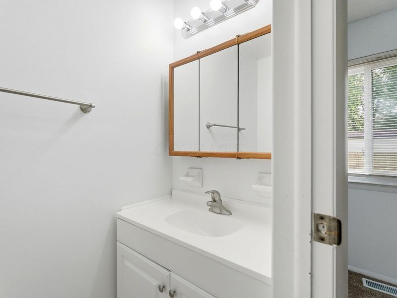 3632 Beckley Street , Columbus, OH 43230 Photo 20