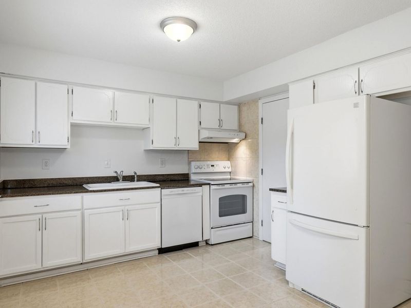 3632 Beckley Street, Columbus, OH 43230 Photo 7