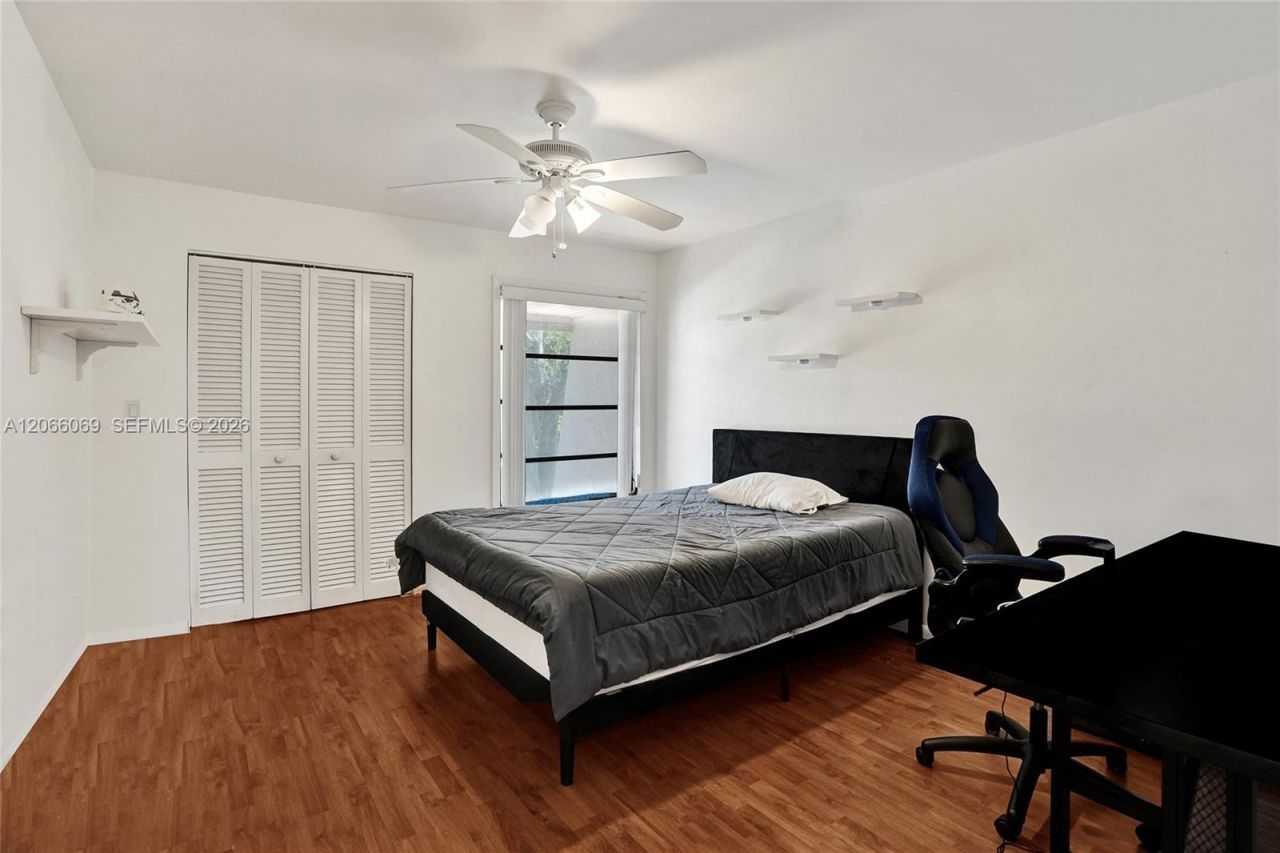 2999 Lakewood Ln, Hollywood, FL 33021 Photo