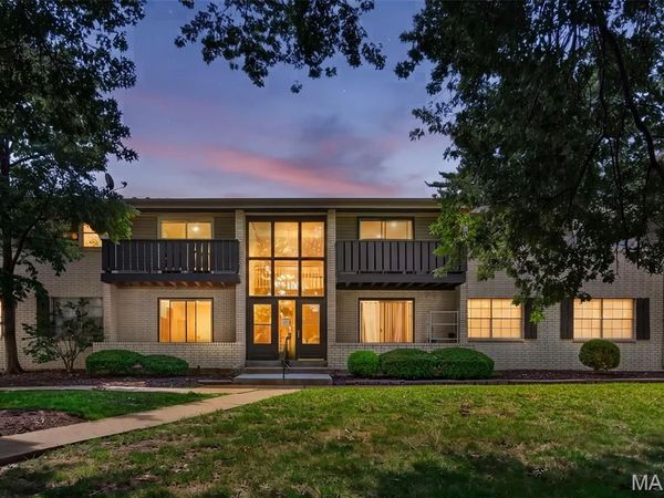 106 Shadalane Walk, Unit F, Ballwin, MO 63011