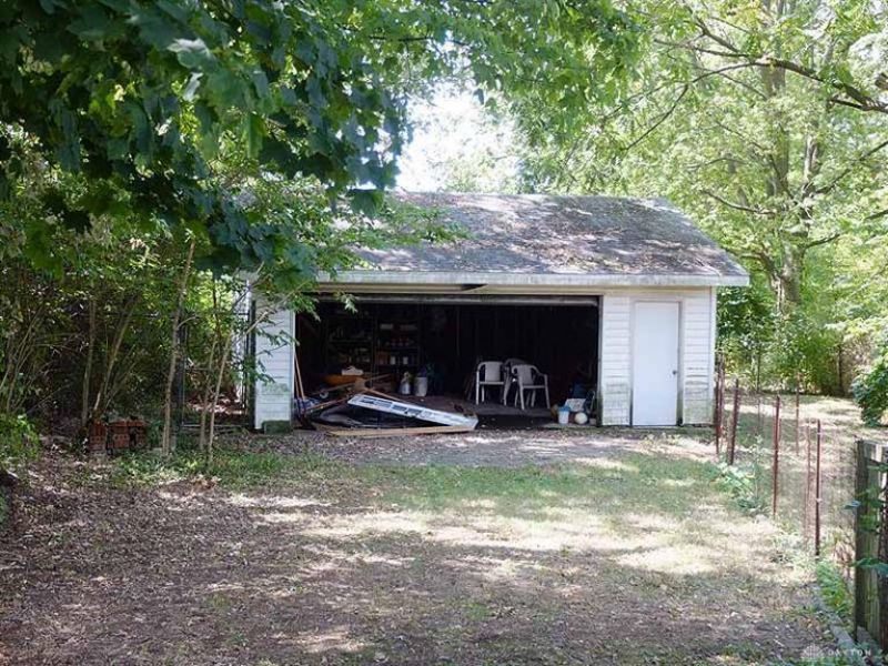 3337 Trubee Lane, Dayton, OH 45432 Photo 2