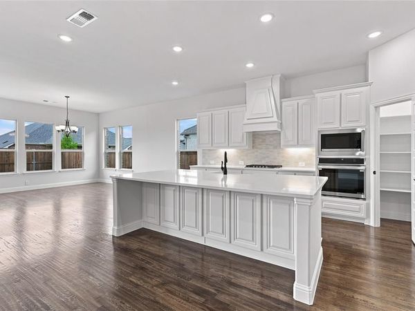 1430 Colorado Road, Van Alstyne, TX 75495