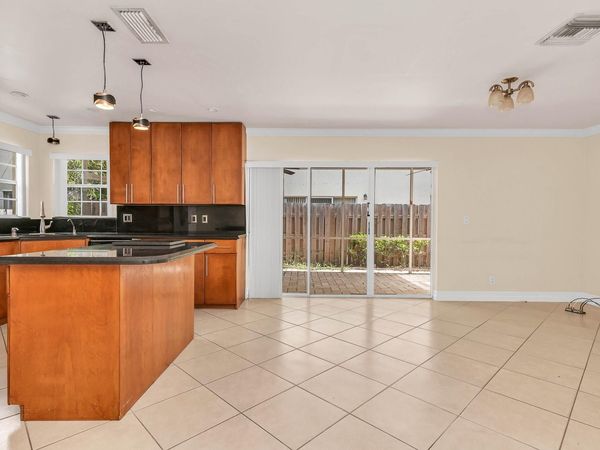 5486 NW 44TH Way, Coconut Creek, FL 33073