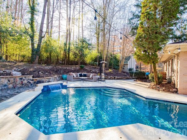 3911 Lakeside Drive , Charlotte, NC 28270
