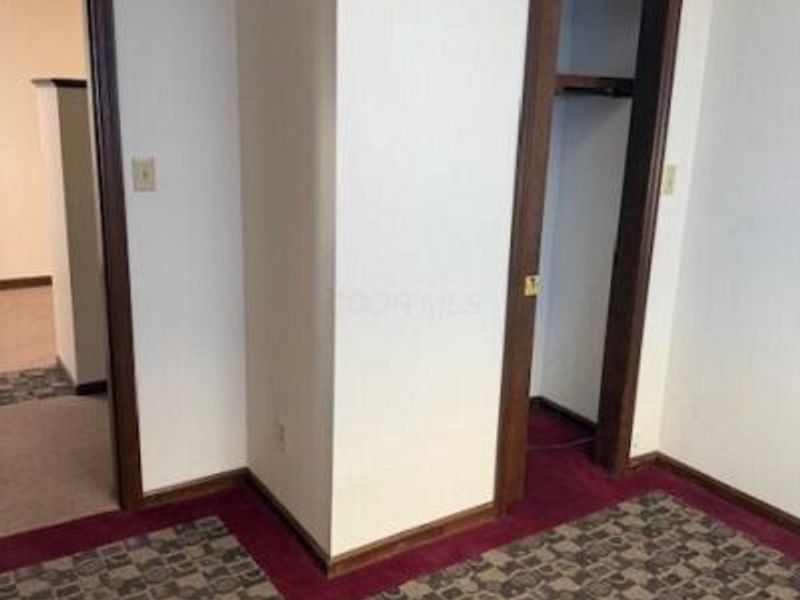 381 E Church Street , Marion, OH 43302 Photo 8