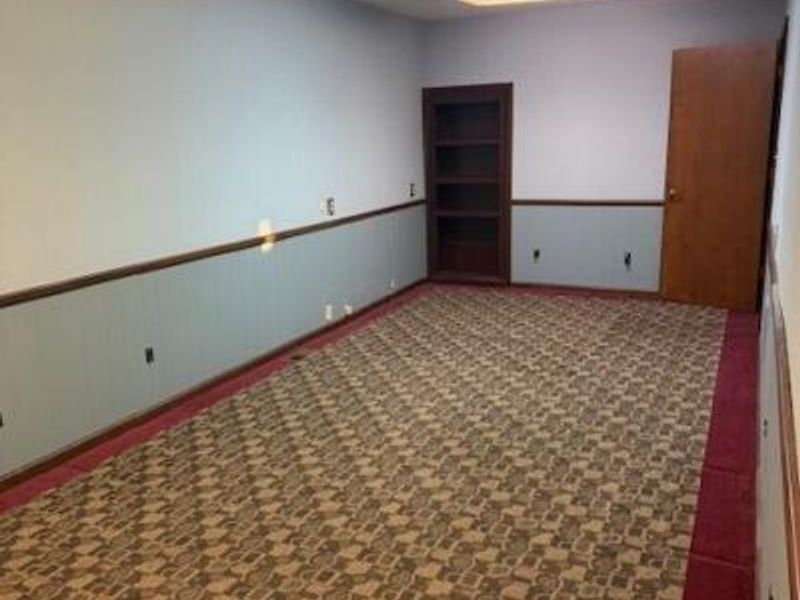 381 E Church Street , Marion, OH 43302 Photo 9