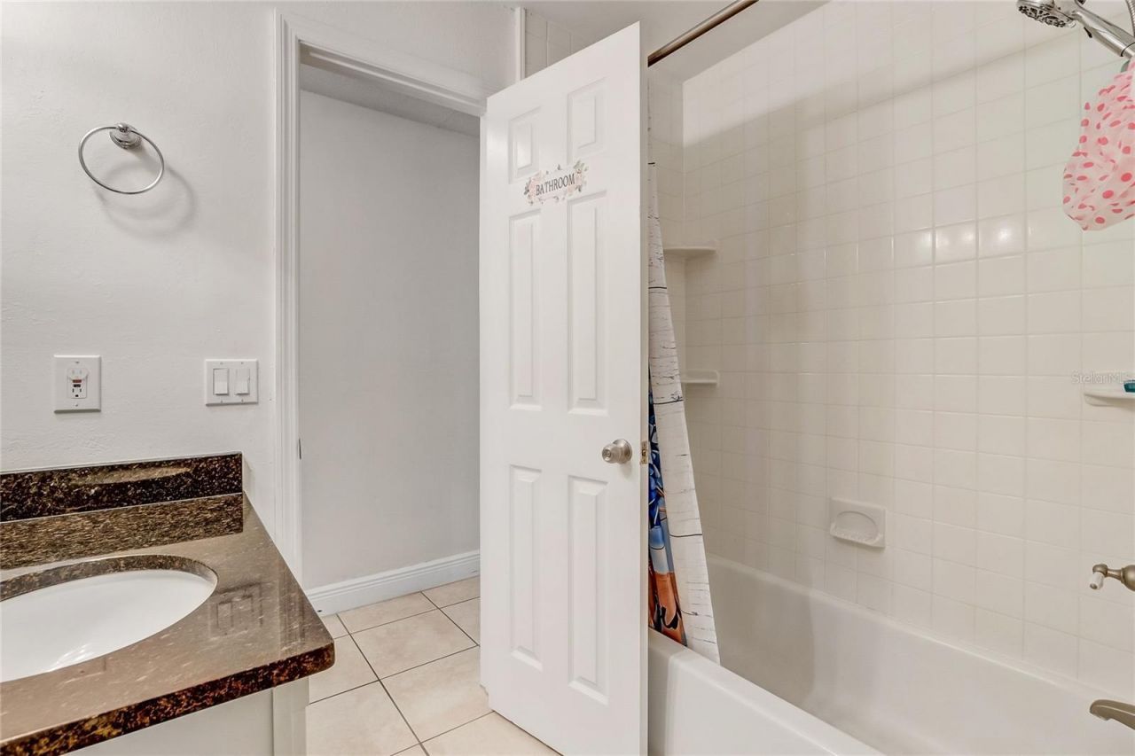 8691 Contoura Drive, Orlando, FL 32810 Photo
