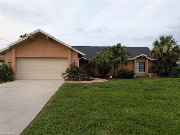 1712 Viscaya PKWY, CAPE CORAL, FL 33990