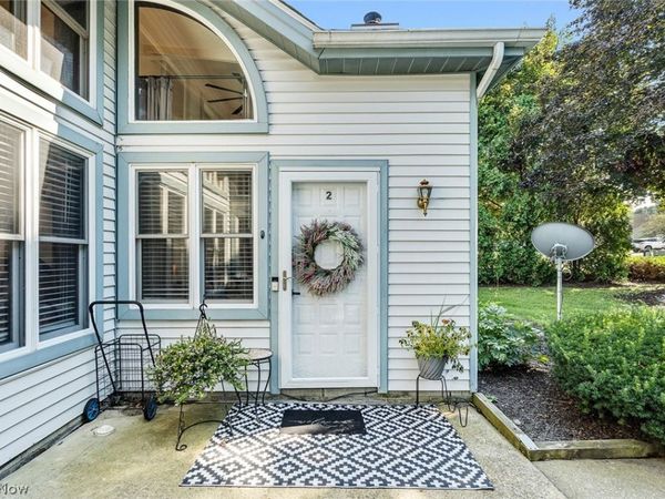 7493 Huntington Drive , Unit 2, Boardman, OH 44512