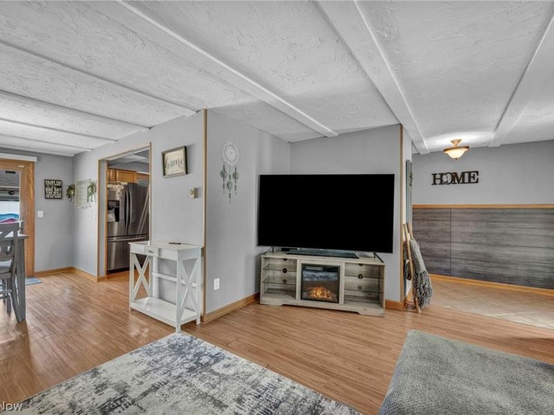 4425 Queen Anne Avenue , Lorain, OH 44052 Photo 18