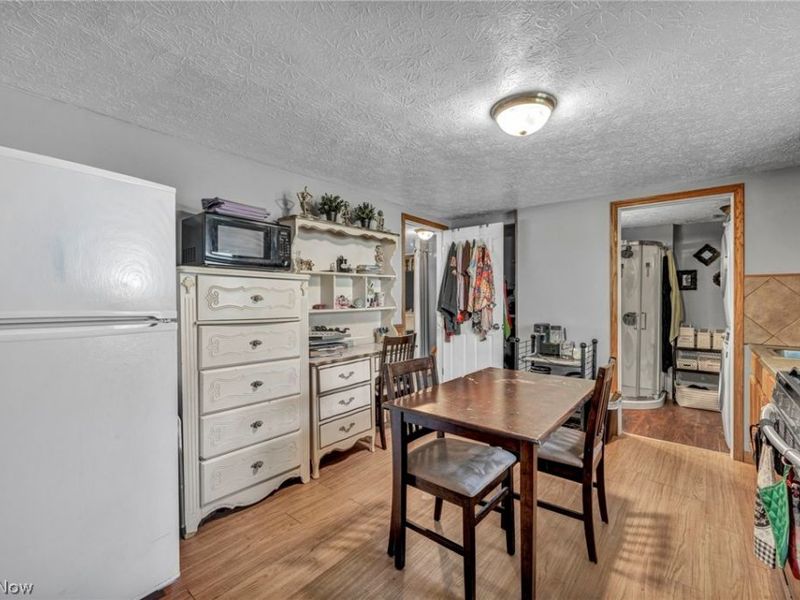 4425 Queen Anne Avenue , Lorain, OH 44052 Photo 35