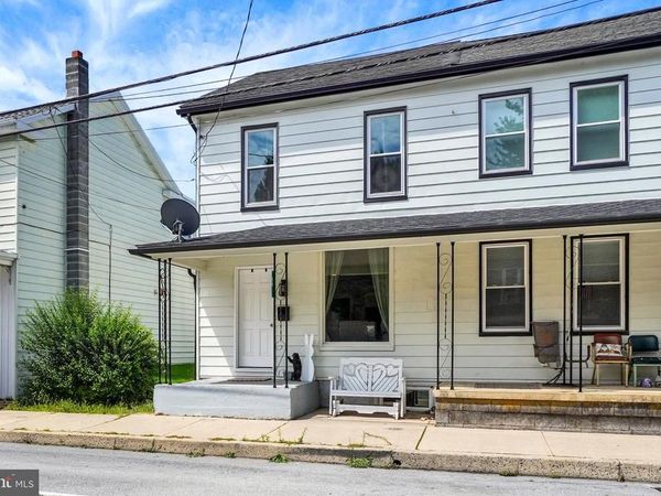 46 S YORK STREET, ETTERS, PA 17319