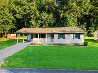 133 Pebble Creek Drive, Eddyville, KY 42038