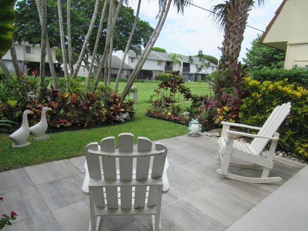 5780 FERNLEY Drive W, Unit 138, West Palm Beach, FL 33415