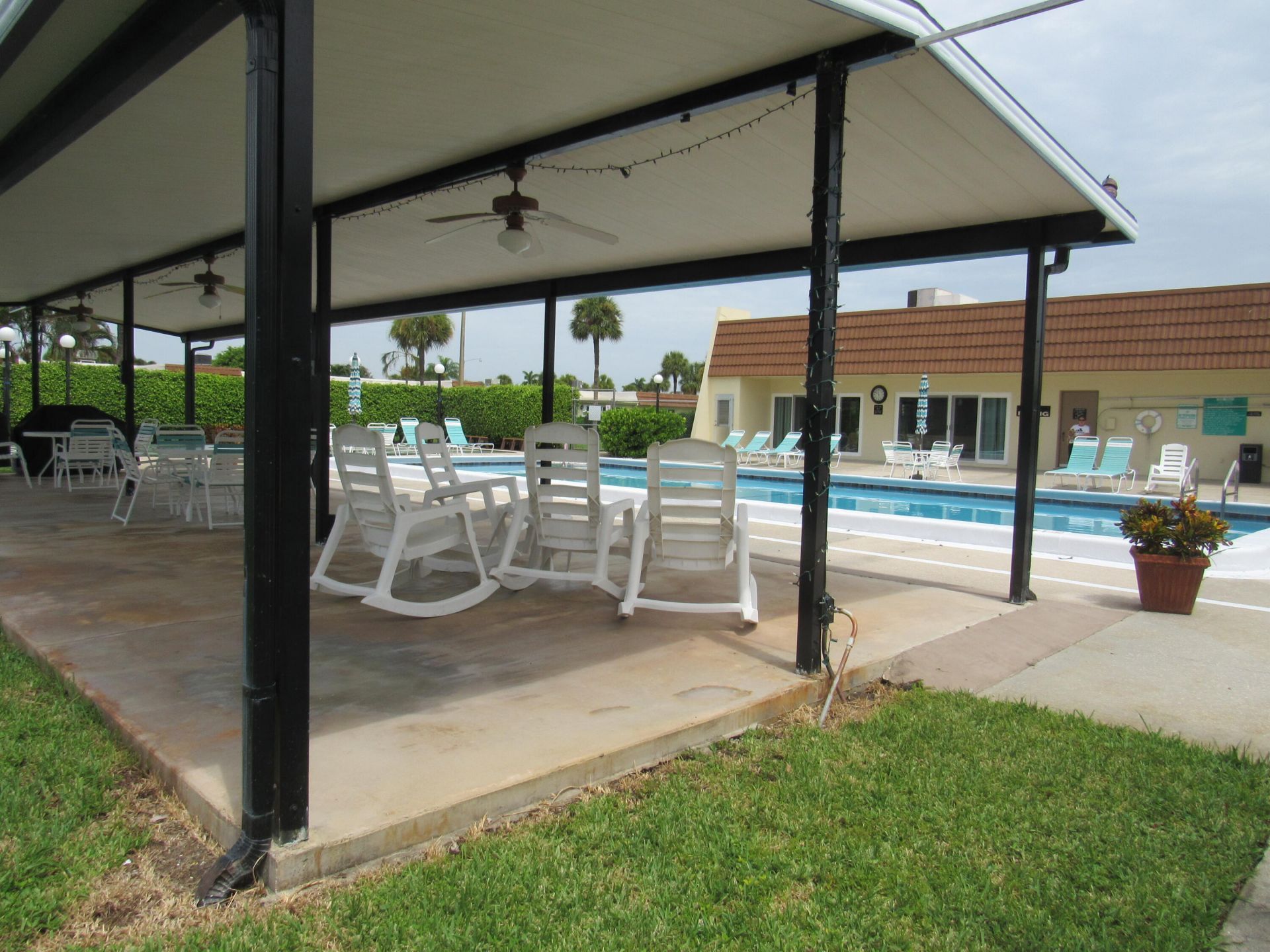 5780 Fernley Drive W, Unit 138, West Palm Beach, FL 33415 Photo