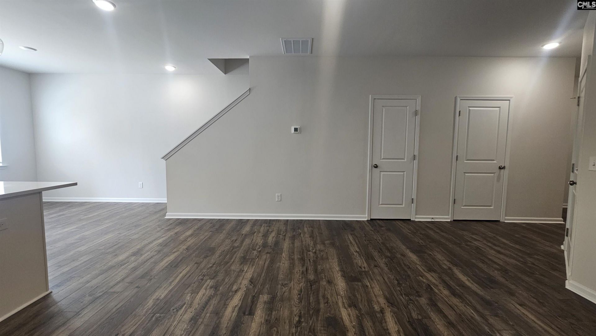 204 Sunny Drive  Photo 9