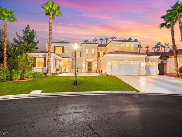 1417 Misty Moat Street, Las Vegas, NV 89117