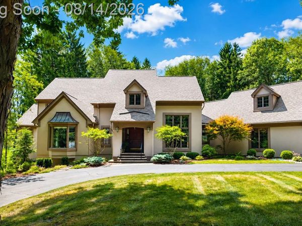 13130 Pine Meadow Drive, Tyrone Township, Mi 48430