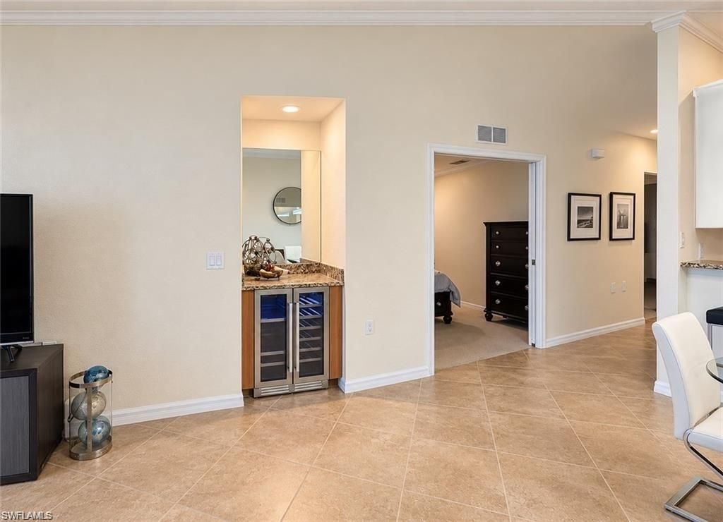 9529 Avellino Way, Unit 2825, Naples, FL 34113 Photo