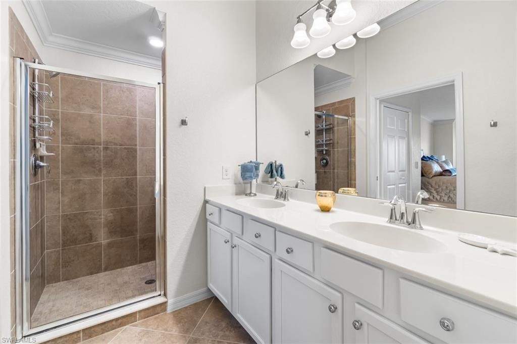 9529 Avellino Way, Unit 2825, Naples, FL 34113 Photo