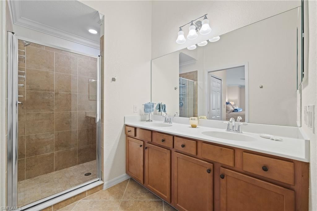 9529 Avellino Way, Unit 2825, Naples, FL 34113 Photo