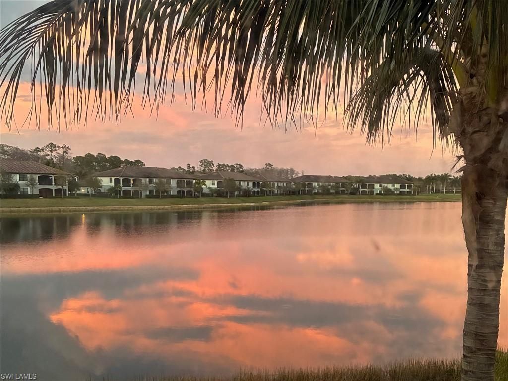 9529 Avellino Way, Unit 2825, Naples, FL 34113 Photo