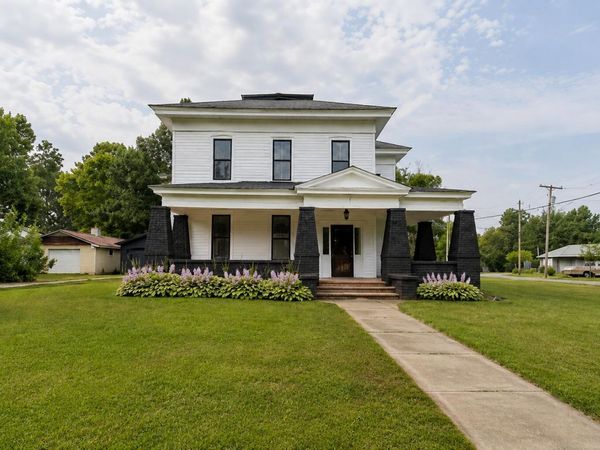 419 Maple Street , Greenfield, MO 65661