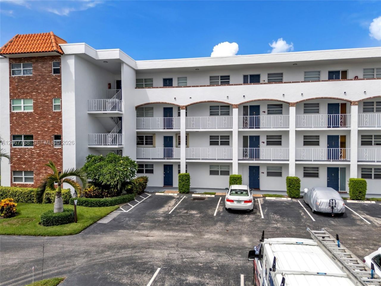 28 Yacht Club Dr , Unit 202, North Palm Beach, FL 33408 Photo