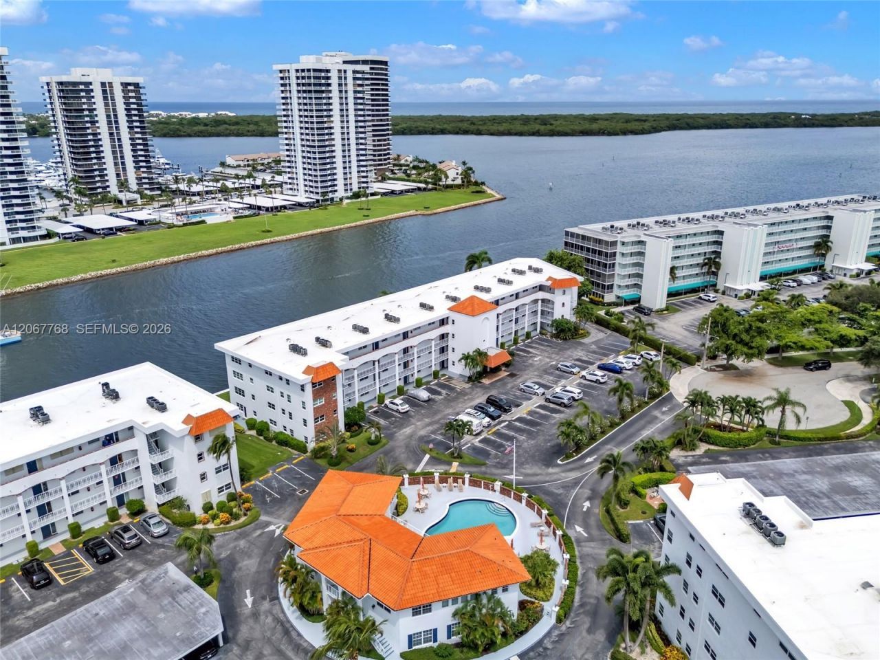 28 Yacht Club Dr , Unit 202, North Palm Beach, FL 33408 Photo