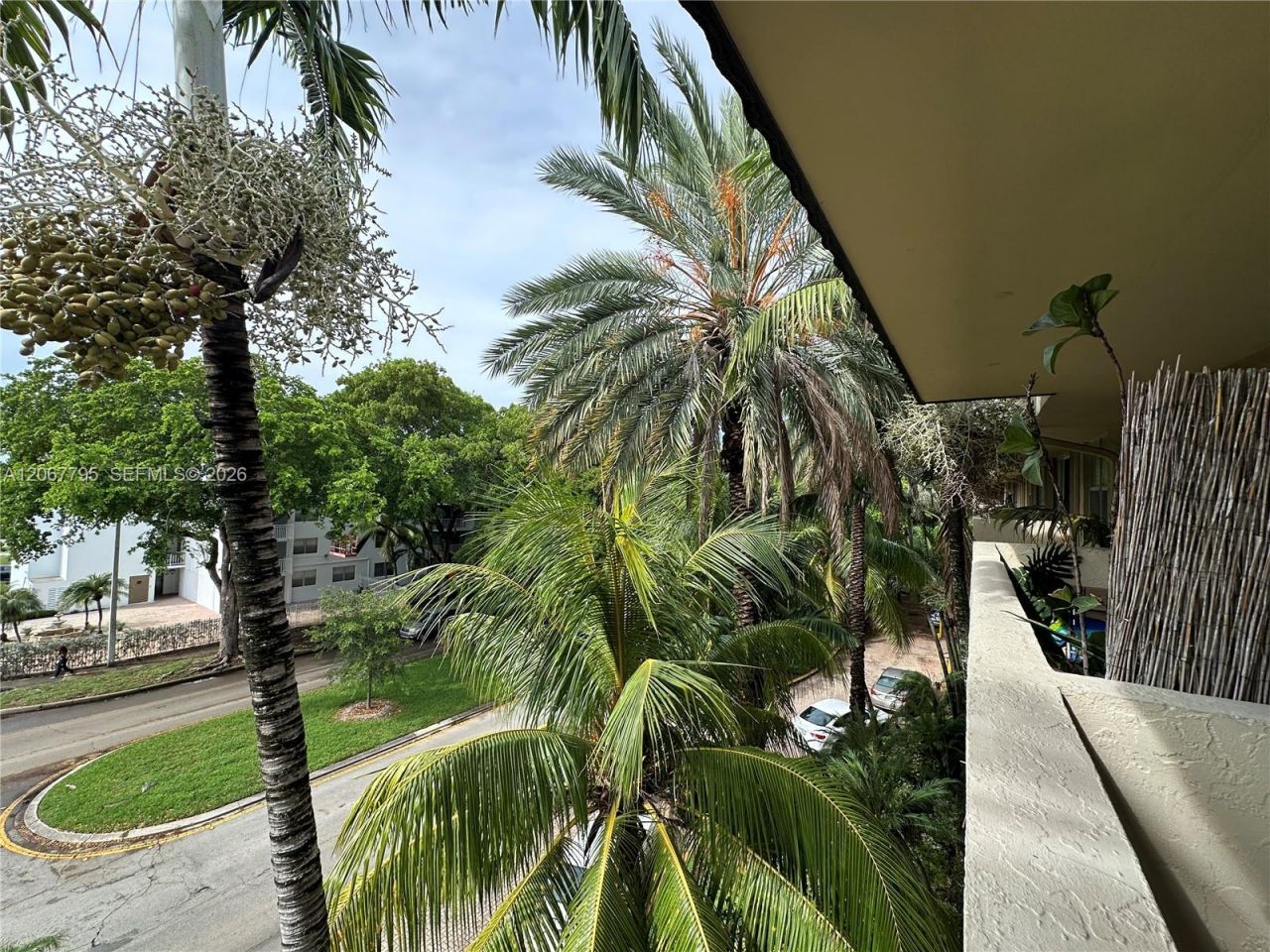 1800 Sans Souci Blvd, Unit 426, North Miami, FL 33181 Photo