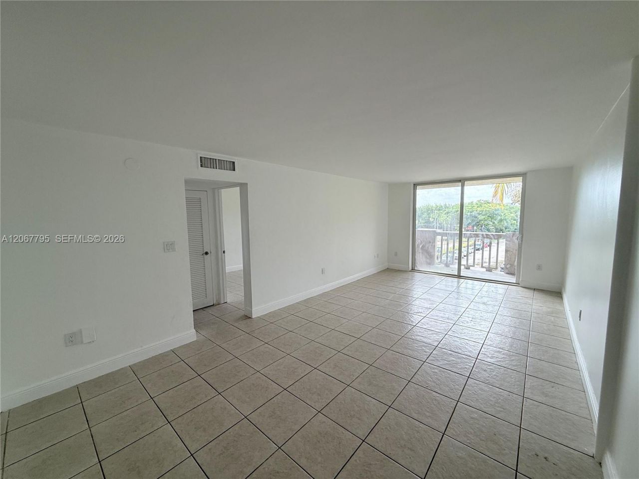 1800 Sans Souci Blvd, Unit 426, North Miami, FL 33181 Photo