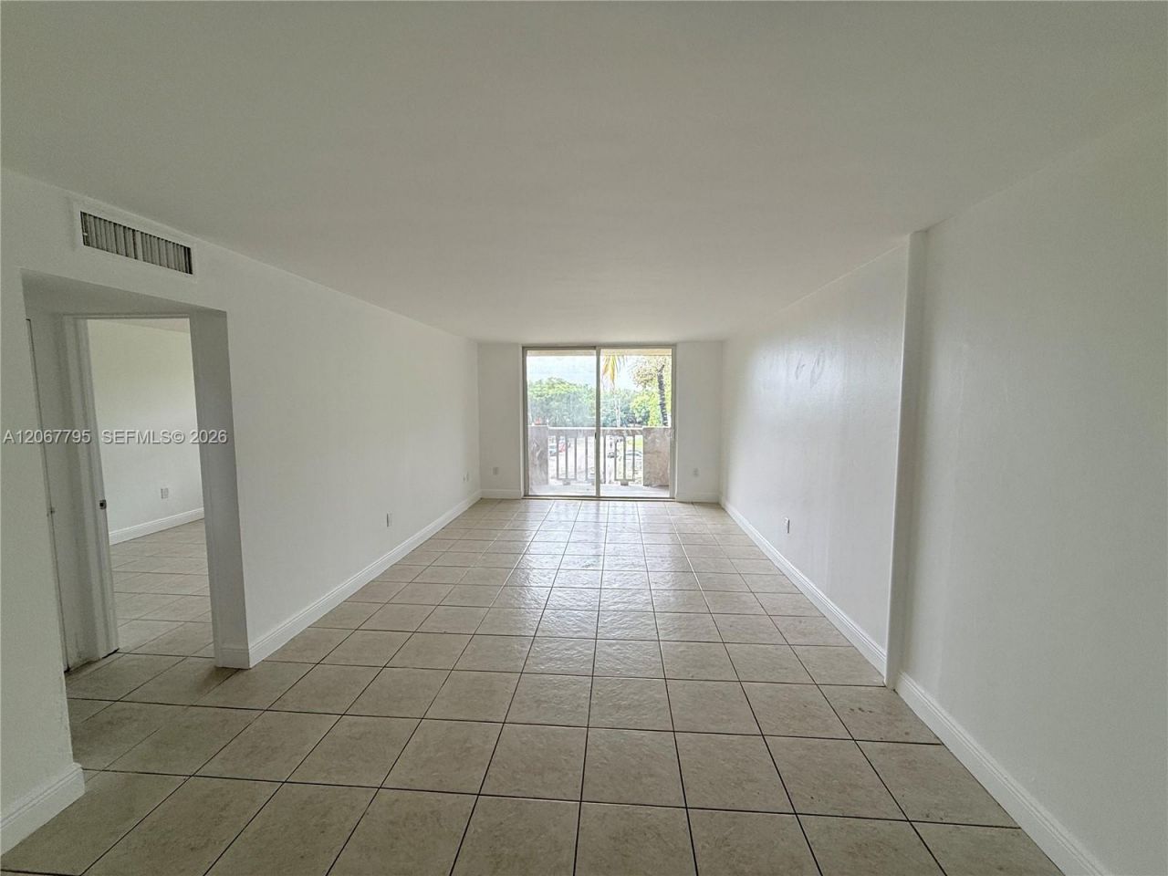 1800 Sans Souci Blvd, Unit 426, North Miami, FL 33181 Photo