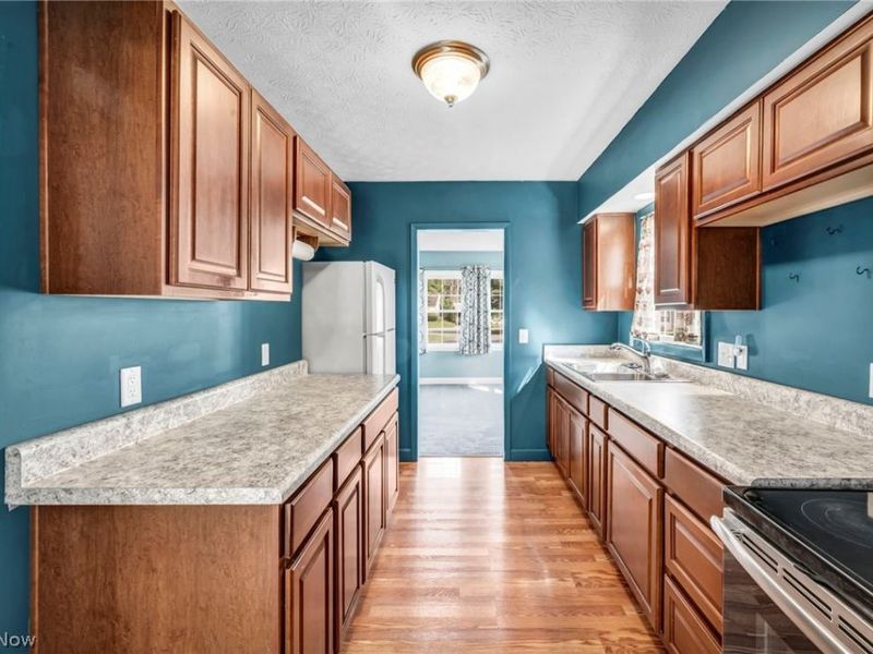 2139 Suncrest Circle , Cuyahoga Falls, OH 44221 Photo 13