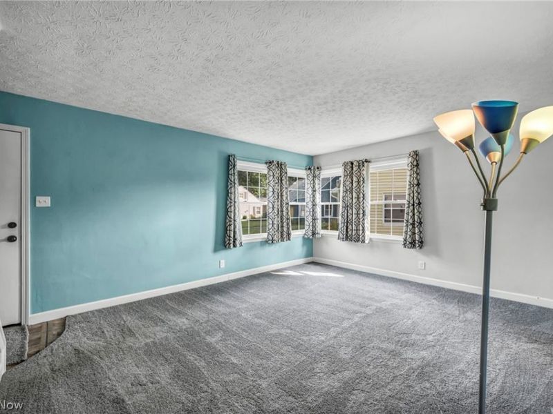 2139 Suncrest Circle , Cuyahoga Falls, OH 44221 Photo 17
