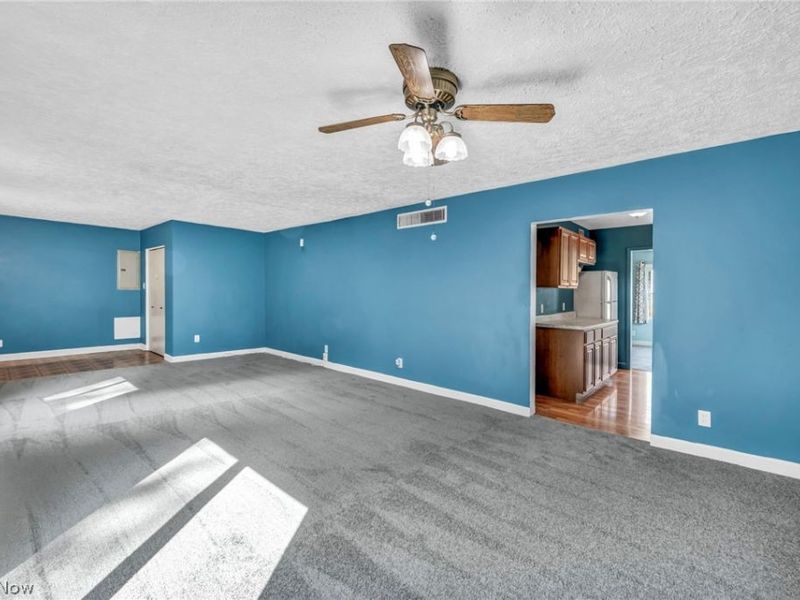 2139 Suncrest Circle , Cuyahoga Falls, OH 44221 Photo 18