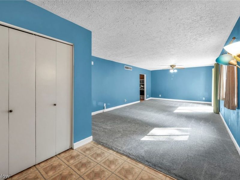 2139 Suncrest Circle , Cuyahoga Falls, OH 44221 Photo 21