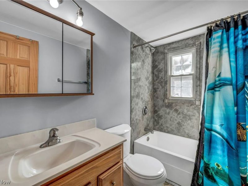 2139 Suncrest Circle , Cuyahoga Falls, OH 44221 Photo 26