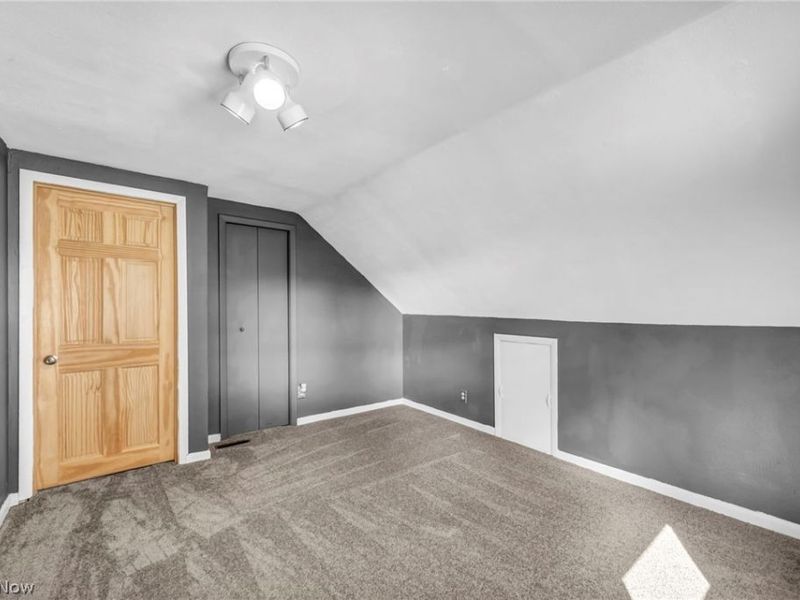 2139 Suncrest Circle , Cuyahoga Falls, OH 44221 Photo 34