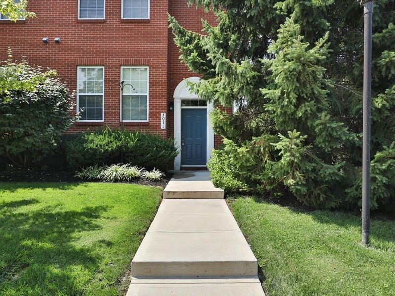 3011 Sunset Drive , Unit F, Columbus, OH 43202 Photo 2