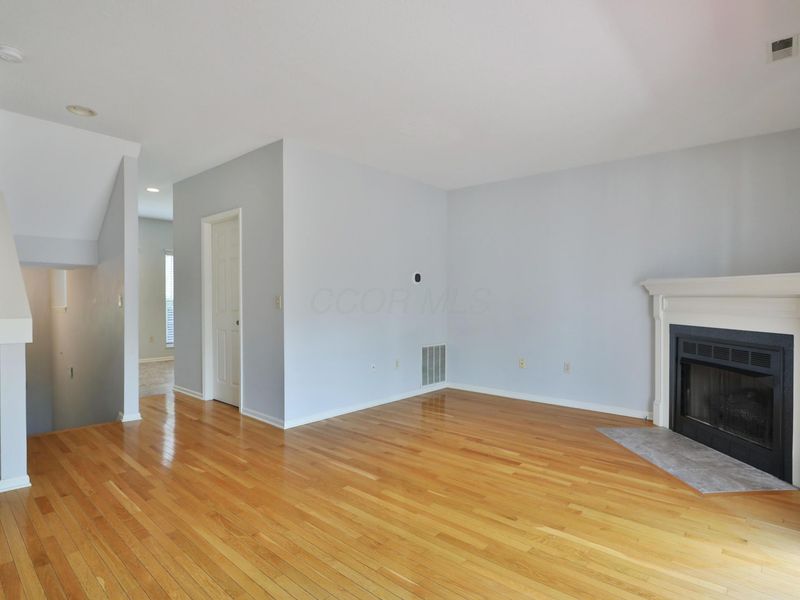 3011 Sunset Drive , Unit F, Columbus, OH 43202 Photo 6