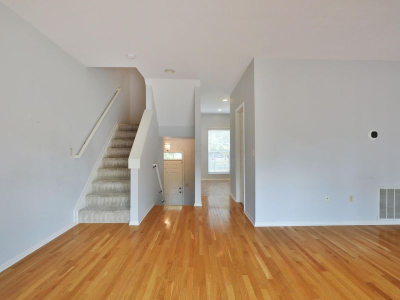 3011 Sunset Drive , Unit F, Columbus, OH 43202 Photo 7